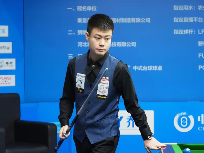 场中的替代 场中的替代