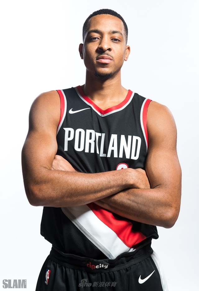 就备受瞩目 就备受瞩目