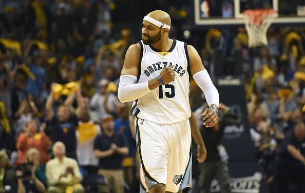 在接回传球 在接回传球