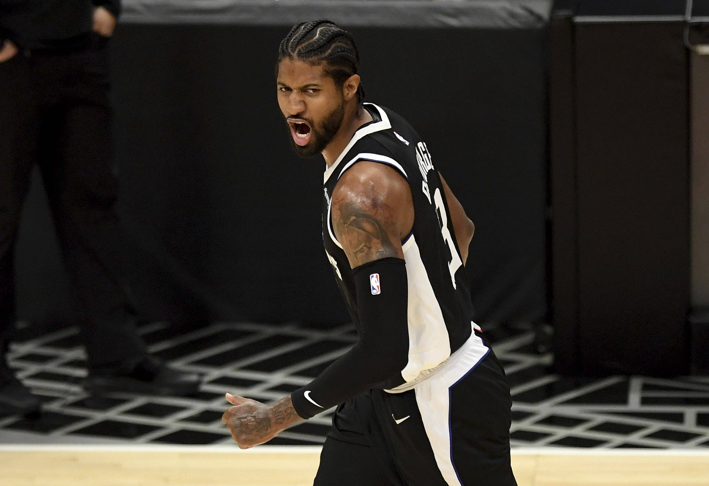 特勒与阿德 特勒与阿德